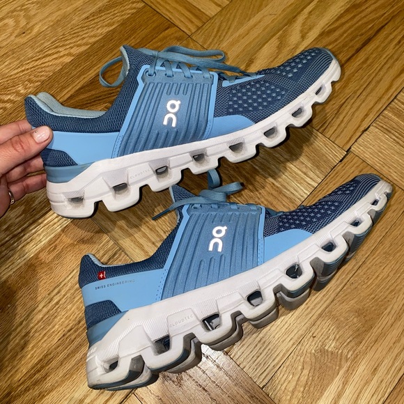 Cloudswift PR Sneakers - Picture 5 of 11